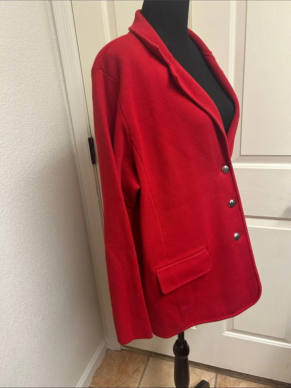 LAUREN Ralph Lauren 2X TTG Red Blazer with pockets and silver buttons, EUC - Picture 10 of 12